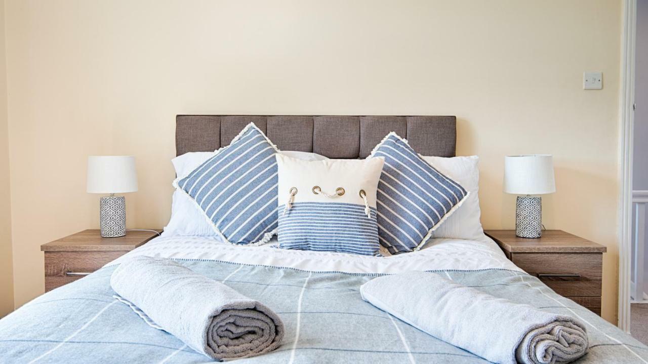 Off Road Parking, Garden, Tv In Every Room Swansea Exterior photo